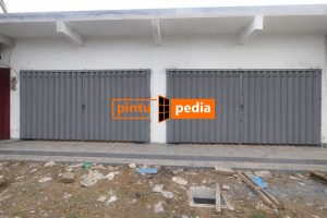 pintu harmonika untuk usaha